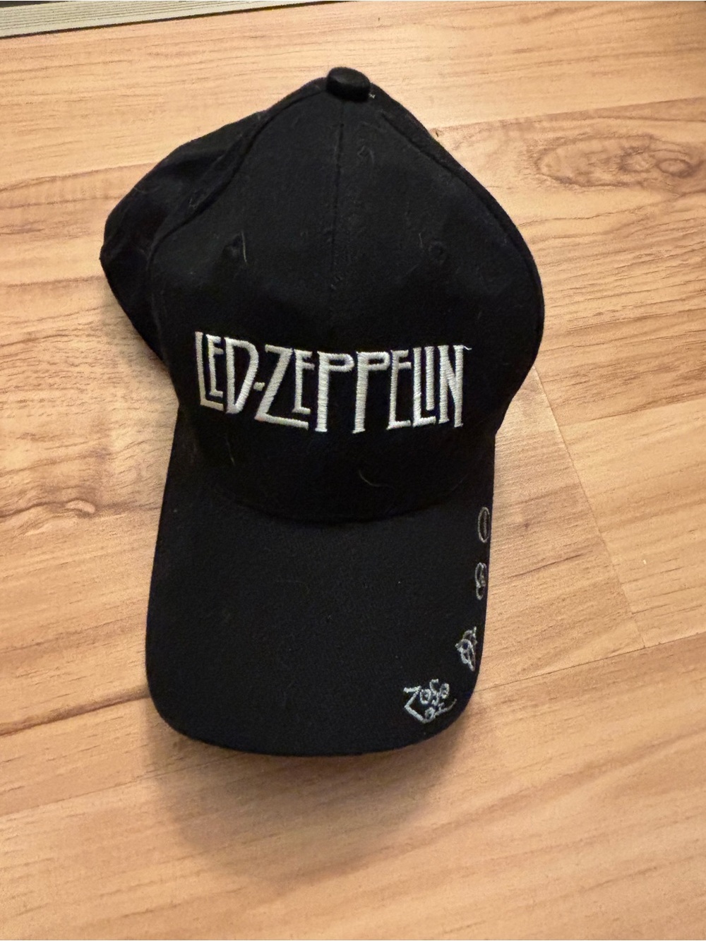 Led Zeppelin Kids Black Embroidered Baseball Cap